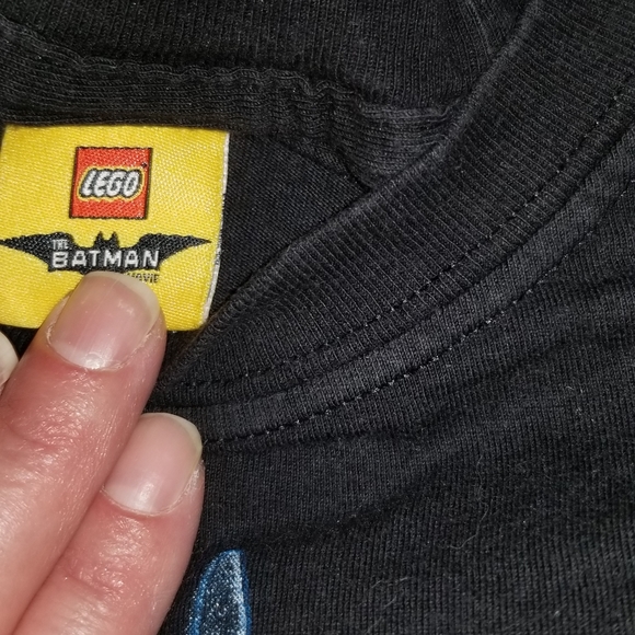 Euc boys lego batman shirt - Picture 2 of 3